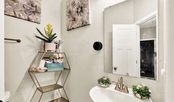 7252 Lockford N, Avon, IN 46123