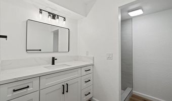402 Auhana Rd, Kihei, HI 96753