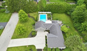 3401 Woodview Pl, Columbus, OH 43220