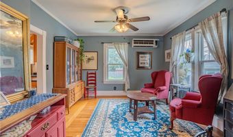 48 Central St, Warwick, RI 02886