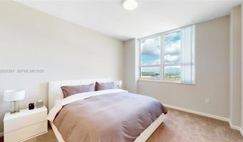 19501 W Country Club Dr PH-10, Aventura, FL 33180