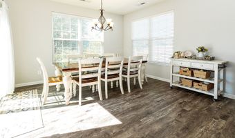 9239 Thames Dr, Avon, IN 46123