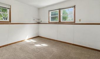 723 Marbury Dr SE, Ada, MI 49301