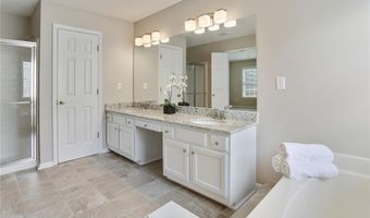 13638 Weycroft Cir, Alpharetta, GA 30004
