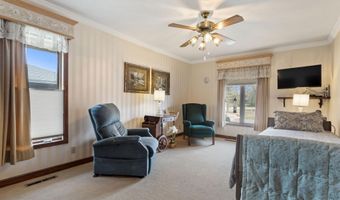 1128 Benton St, Anoka, MN 55303