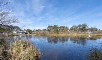 8755 LAKE St, Rockaway Beach, OR 97136