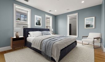 111 B St 8, Boston, MA 02127