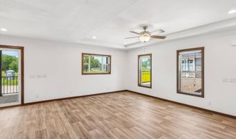 7368 NE Berwick Dr 6, Ankeny, IA 50021