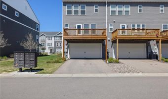 5863 156th St W, Apple Valley, MN 55124