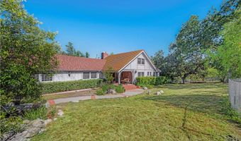 5920 Colodny Dr, Agoura Hills, CA 91301