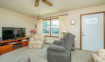 1107 4th St SW, Altoona, IA 50009
