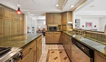 754 Rustic Ln, Cheshire, CT 06410