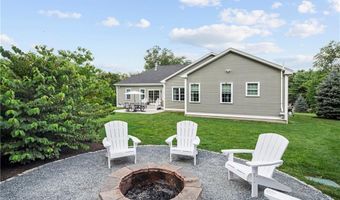 121 Stillwater Rd, Smithfield, RI 02917
