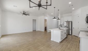 1225 N IRONWOOD Dr, Apache Junction, AZ 85120