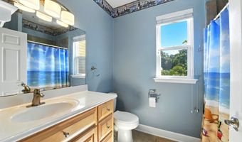 40 Myrtle St, Apalachicola, FL 32320
