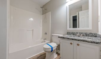 6614 Meadow Grn, Peachtree Corners, GA 30092