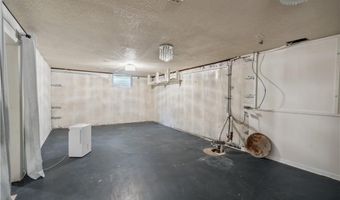 2113 N 155th St, Basehor, KS 66007
