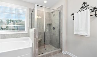 1014 DUNKIRK Cir, Auburn, AL 36832