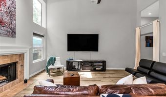 14902 Le Grande Dr, Addison, TX 75001