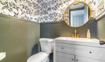 716 EDGEWATER Dr 2A, Orlando, FL 32804