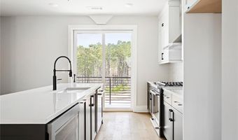 7230 Summit Pl, Alpharetta, GA 30009