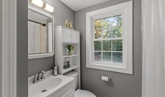 11 Lillian Dr, Ashburnham, MA 01430