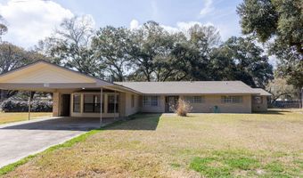 1058 S Berwick Ave, Basile, LA 70515