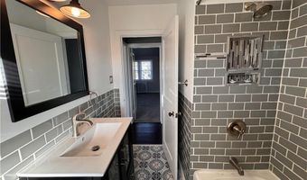 724 N Muhlenberg St, Allentown, PA 18104