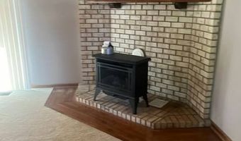 6 MARTIN St, Ash Flat, AR 72513