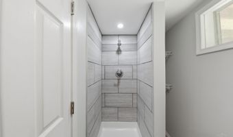 6931 Paddison Rd, Anderson Twp., OH 45230