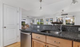 20 Narragansett Ave 905, Narragansett, RI 02882