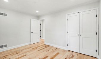9414 WADSWORTH Dr, Bethesda, MD 20817
