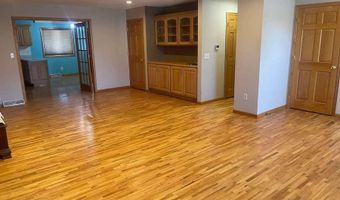 128 N Harrington St, Ainsworth, NE 69210