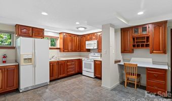 760 Glenn Bridge Rd, Arden, NC 28704