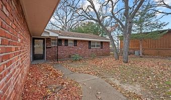 104 Laurel Pl, Bartlesville, OK 74003