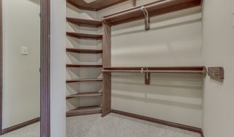 20 Forrests Edge Ct, Indianapolis, IN 46227
