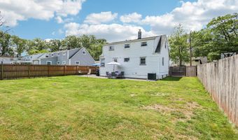 30 Clark Pl, Avenel, NJ 07001