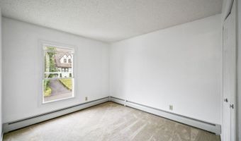 61 W Munson Ave, Andover, NJ 07801