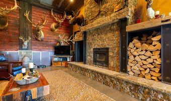 13920 Theisen Rd, Belgrade, MT 59714