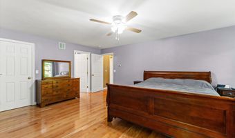 34 Chestnut Dr, Allenstown, NH 03275