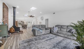 1511 Riveredge Ct, Astor, FL 32102