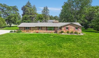 4403 W Riverview Dr, Alma, MI 48801