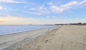 138 Church St, Belford, NJ 07718
