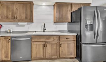 1724 SCHAEFER Cir, Appleton, WI 54915