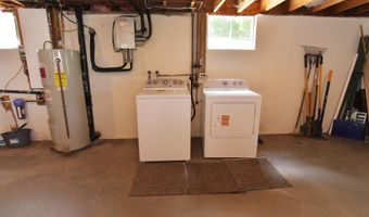 500 DUNMORE RIDGE Rd, Augusta, WV 26704