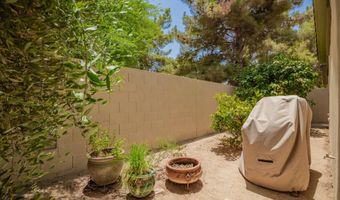 1851 W PERIWINKLE Way, Chandler, AZ 85248