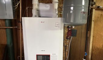 158 Moyer Ave, Alma, MI 48801