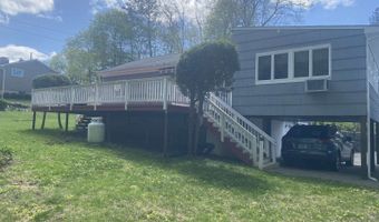 7 Thaddeus Ave, Danbury, CT 06811