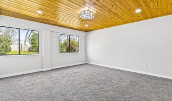 407 Quincy Ave, Alto, TX 75925