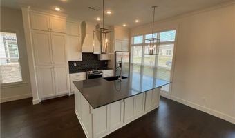 6206 SW Luna Ln, Bentonville, AR 72713